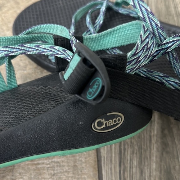 Chaco green and purple sandals size 8 - Picture 6 of 9